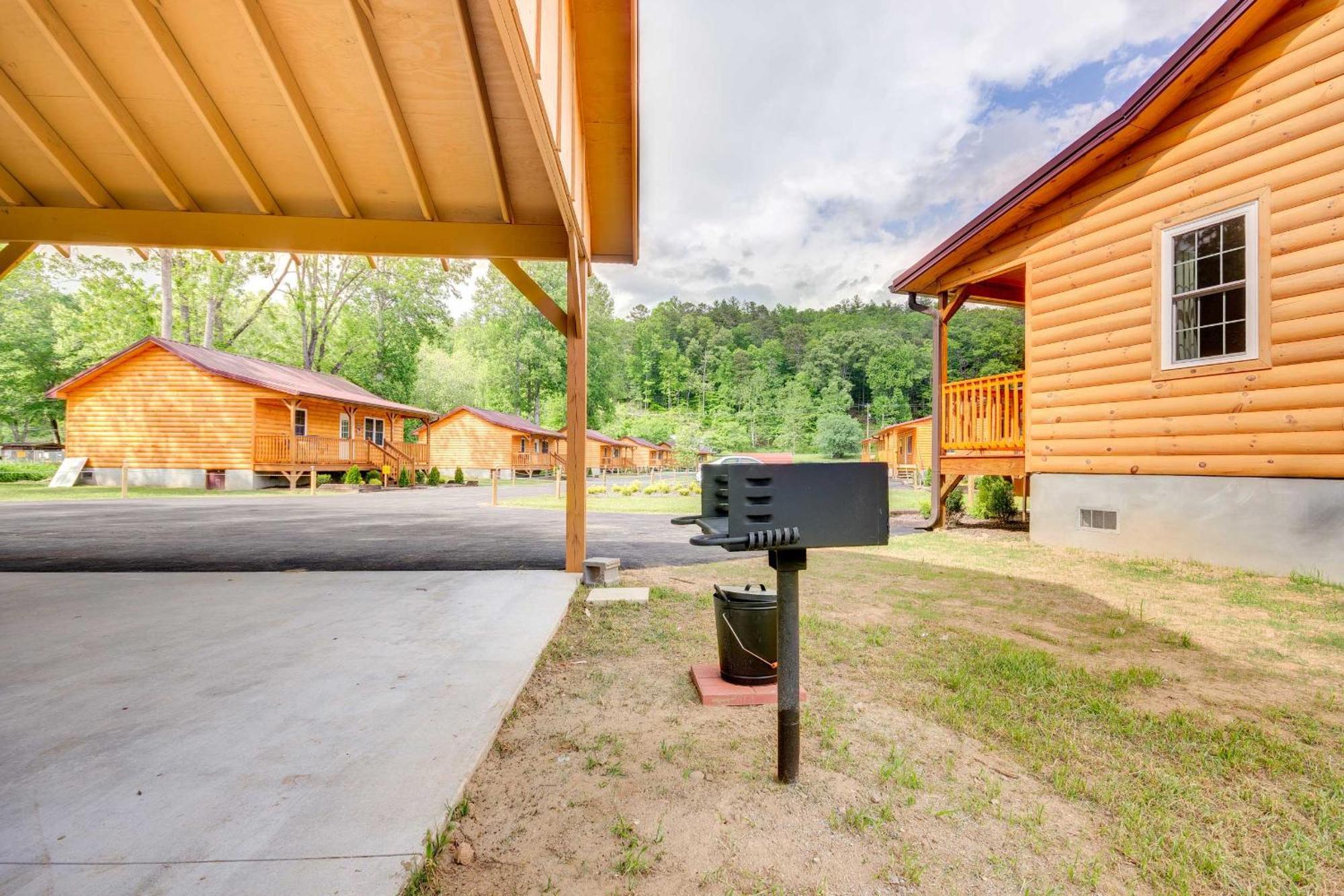 Cozy Smoky Mountain Cabin By Tuckasegee River! Bryson City Eksteriør bilde